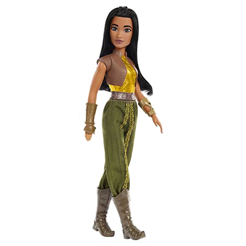 Mattel Disney Princess Toys, 13 Princess Fashion Dolls with Sparkling Clothing and Accessories, Inspired by Disney Movies, Gifts for Kids, HLW43