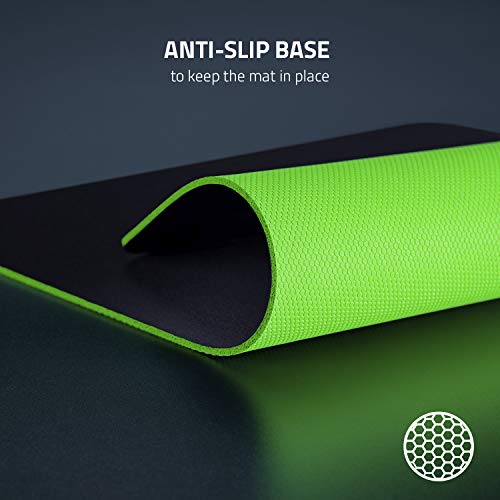 Razer Gigantus v2 Cloth Gaming Mouse Pad (Medium): Thick, High-Density Foam - Non-Slip Base - Classic Black