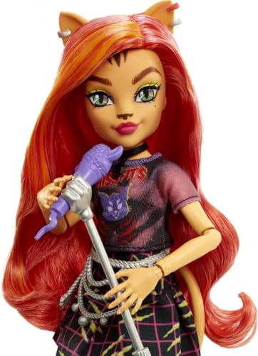 Monster High Toralei Stripe Collectible Doll with Pet and Accessories Sweet Fangs G3 Reboot, Multicolor (HHK57)