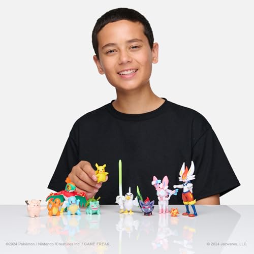 Pokémon Battle Figure 10 Pack - One 4.5-Inch Cinderace Figure plus Three 3-Inch and Six 2-Inch Battle Figures including Pikachu (Amazon Exclusive)