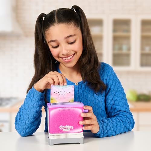 Cookeez Makery Toasty Treatz Toaster With Scented Plush | Make A Soft and Squishy Surprise Plush Friend | Pop-in-Bread And See A Surprise Plush Pop Up