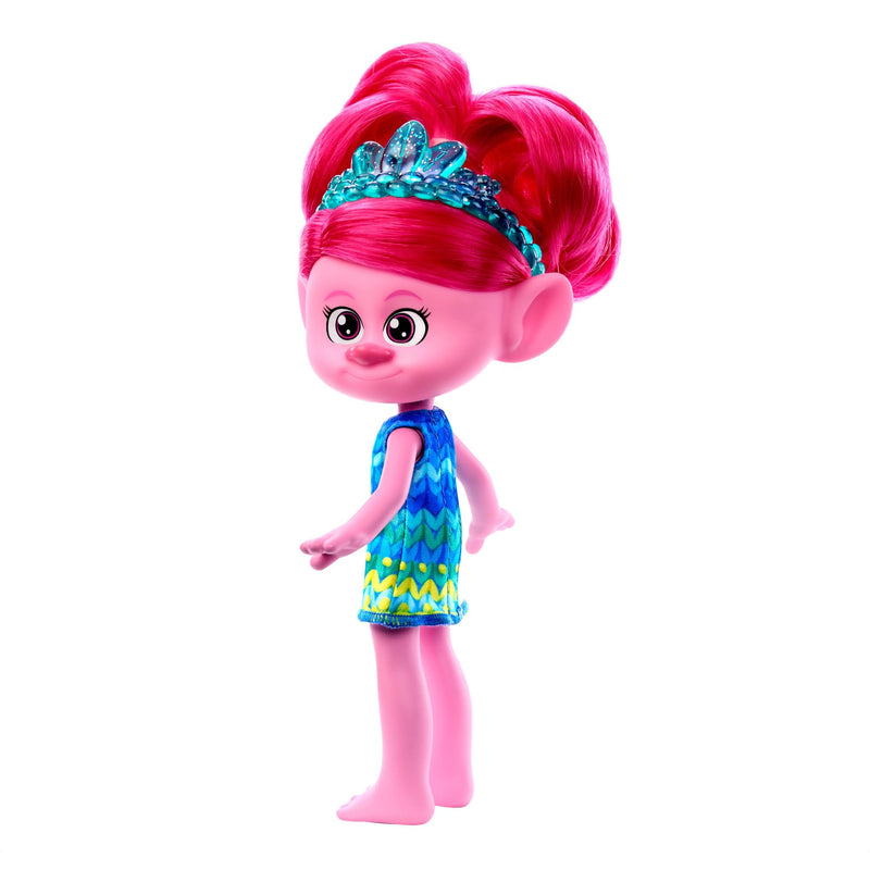 Mattel Trolls Band Together Trendsettin’ Fashion Dolls, Queen Poppy with Vibrant Hair & Accessory, Toys Inspired by the Movie, HNF13