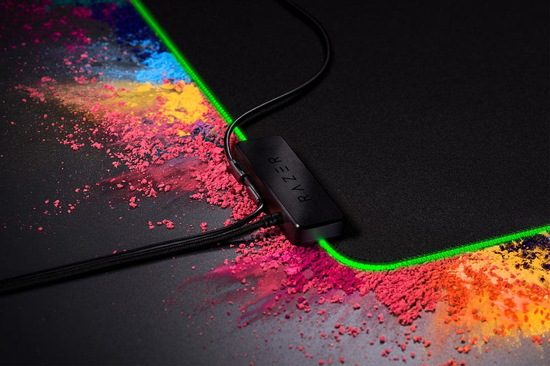 Razer Goliathus Chroma - Soft Gaming Mouse Mat with RGB Lighting (Cable Holder, Fabric Surface, Non-Slip, Quilted Edge, Optimized for all Mice) Black