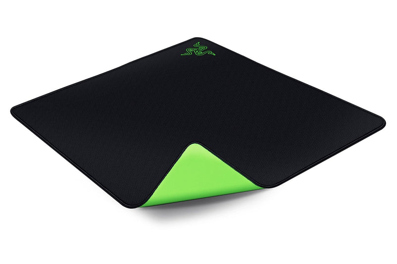 Razer Gigantus Elite - Ultra Large Gaming Mouse Mat (Gaming Optimized Cloth Surface, 45 x 45 x0.5cm) Black