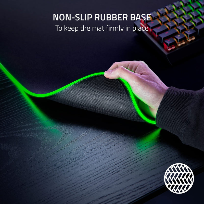 Razer Goliathus Chroma 3XL - Soft Gaming Mouse Mat (Micro-Textured Cloth Surface, Chroma RGB, Optimized for All Sensitivity Settings and Sensors, Inter-Device Color Synchronization) Black