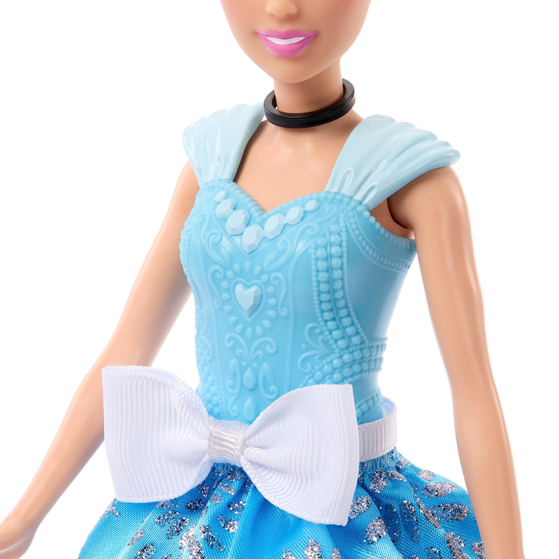 Mattel Disney Princess Toys, Cinderella Fashion Doll and Friend with 12 Surprise Fashions and Accessories, Inspired by the Disney Movie, Gifts for Kids, HMK53