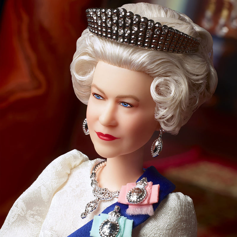 Barbie Signature Queen Elizabeth II Platinum Jubilee Doll, Gift for Collectors