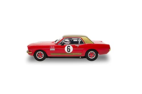 Scalextric C4339 Classic Touring, Red/Gold