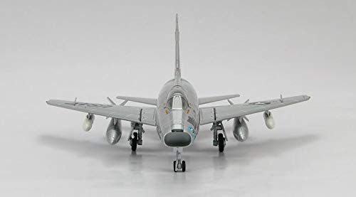 HM North American F-100D Supersabre 27th TFW / 416th TFS Bien Hoa RVN July 1966 Lt. Col. Harold Comstock 1/72 diecast plane model aircraft