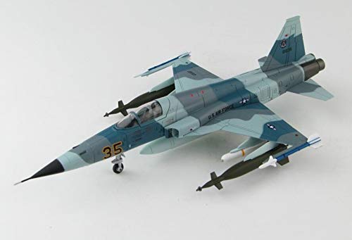 Hobby Master Northrop F-5E 74-1535 527th Aggressor Sqn Alconbury AB England 1976-1988 Grape 1/72 diecast plane model aircraft