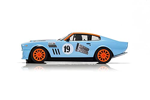 Scalextric C4209 Aston Martin V8 - Gulf Edition - Rikki Cann Racing, Orange/Blue