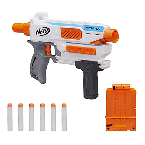 Nerf E0016 Mediator Outdoor Blaster