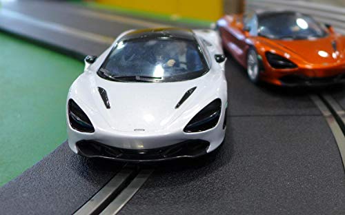 Scalextric C3982 McLaren 720S, Glacier White