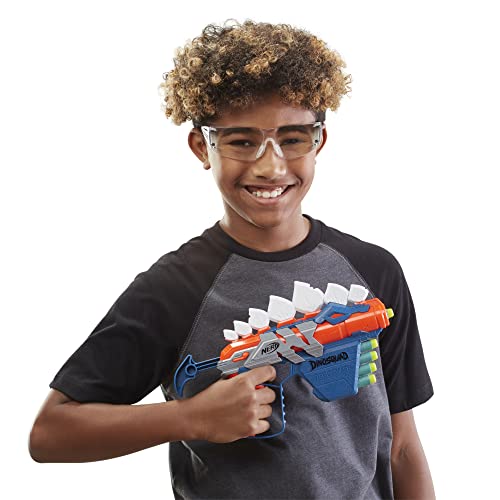 NERF DinoSquad Stegosmash Dart Blaster, 4-Dart Storage, Pull-Back Priming Handle, 5 Official Darts, Dinosaur Design, Stegosaurus Spikes