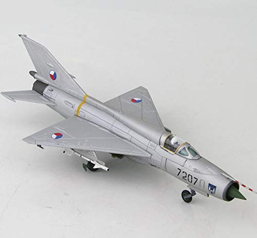 Hobby Master MIG-21PFM Czechic 7207 Zatec Air Force Base 1990 1/72 diecast plane model aircraft