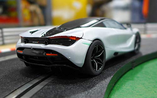 Scalextric C3982 McLaren 720S, Glacier White