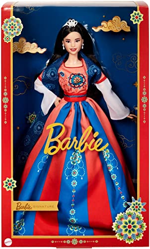 Barbie Lunar New Year, Signature Doll, Lunar New Year Doll mit schwarzen Haaren, traditionelles Lunar New Year Kleid, Accessoires, inkl Puppe, Sammelfiguren