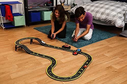 Micro Scalextric - Ryan’s World Race with Ryan World Tour - Amazon Exclusive