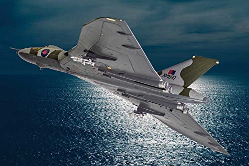 Corgi AA27206 Diecast Model Avro Vulcan B2 XM597, Black