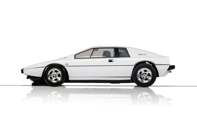 Scalextric C4229 James Bond Lotus Esprit S1 - The Spy Who Loved Me, White