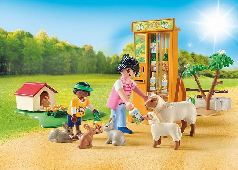 Playmobil 71191 Family Fun Petting Zoo, Playset with Animals, Fun Imaginative Role-Play, Playset Suitable for Children Ages 4+