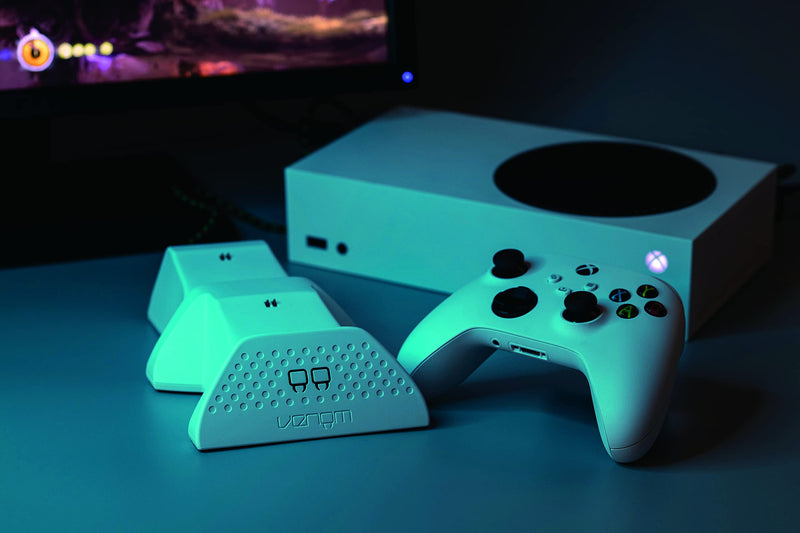 Venom Twin Charging Dock with 2 x Rechargeable Battery Packs - White (Xbox Series X & S / One)