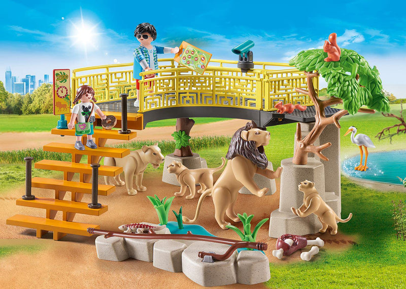 PlayMOBIL 71192 Family Fun Lion Enclosure, Animal Playset with lion family and zoo visitors, Fun Imaginative Role-Play, Playset Suitable for Children Ages 4+